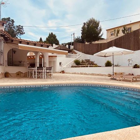 קלפה Villa Alhambra - Dale A Tu Familia Las Vacaciones Y El Descanso Que Se Merecen מראה חיצוני תמונה
